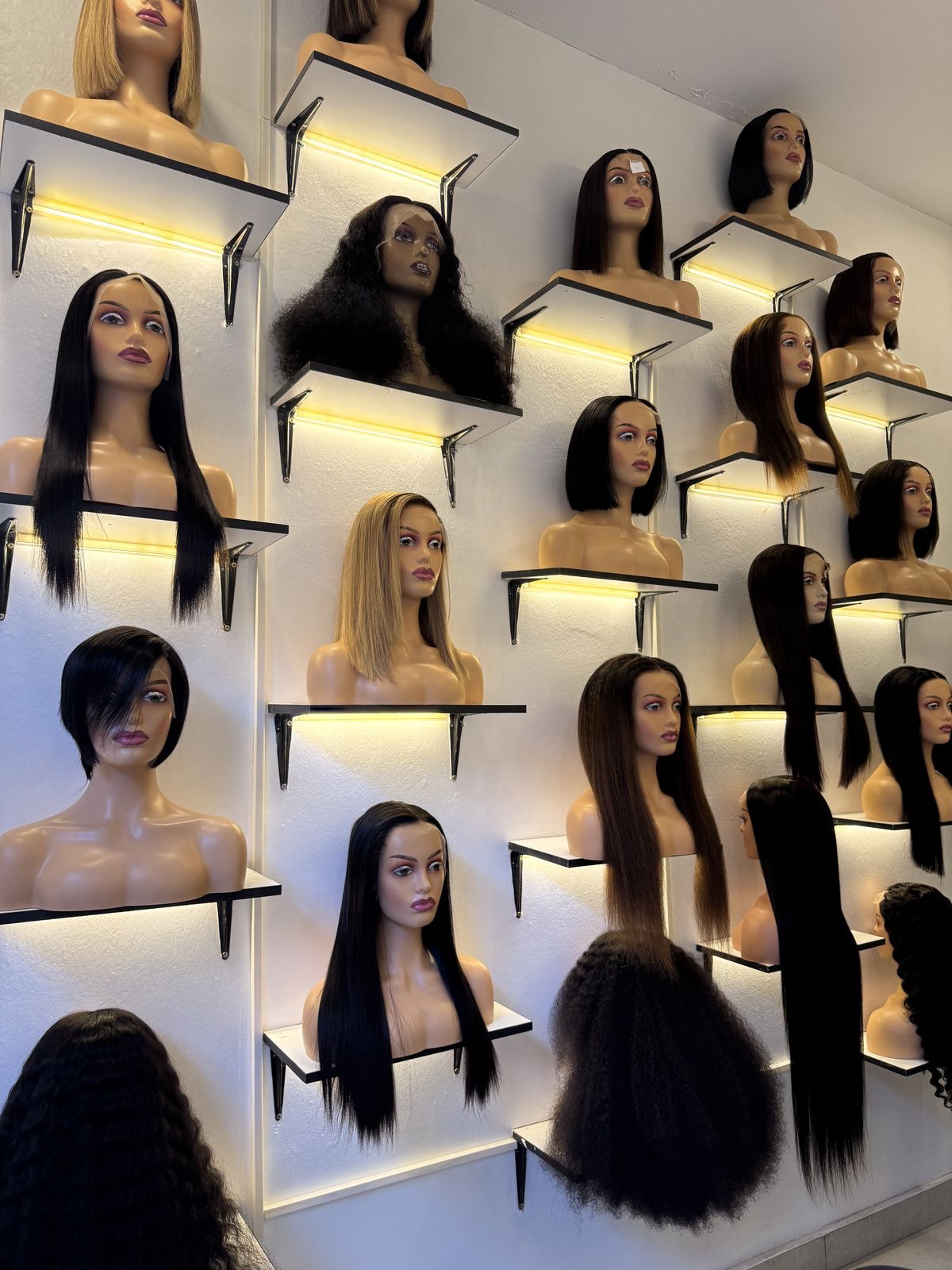 Hair display
